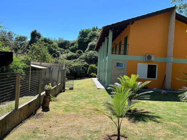 Casa com 3 quartos à venda na Jardim da Mata, 1, Centro, Chapada dos Guimarães, 240 m2 por R$ 1.600.000