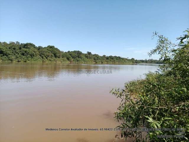 chácara pesqueira medindo 160 x 30 (4.800 M²), nas margens do rio Cuiabá–MT