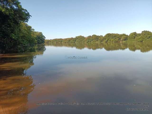 Sitio com 13 hectares na região do Baus, na beira do rio Cuiabá