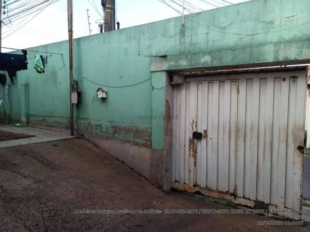 Casa no bairro Pedregal próximo da Av. do Muinho.