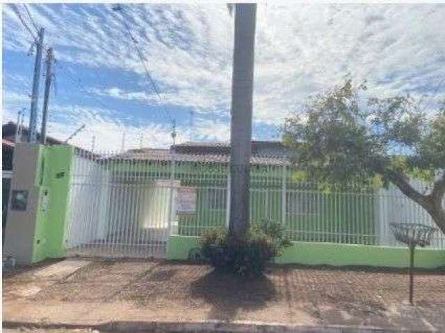 Vende-se casa No Recanto dos Pássaros