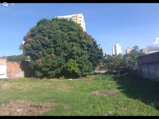 Terreno no Centro de Cuiabá - Av Comandante Costa