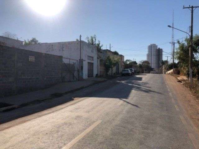 Vende-se terreno 12x30m