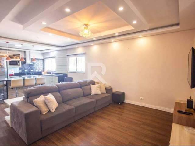 Casa Semi Mobiliada com 6 Quartos e 4 Vagas, Venda, 375 m² por R$ 1.850.000,00 - Santa Felicidade - Curitiba/PR