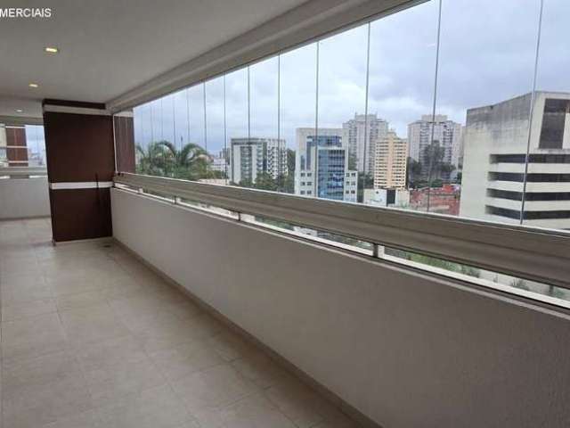 Apartamento com 04 suítes 04 vagas a venda no Panamby