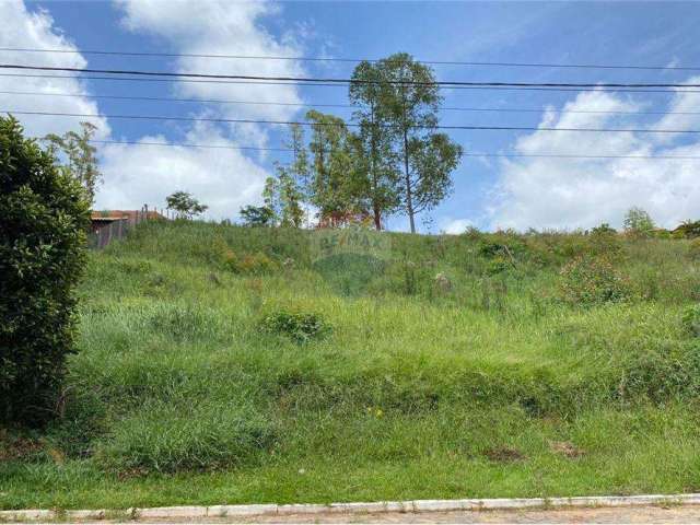 Terreno com 1554 m² no Residencial Pomar da Serra.