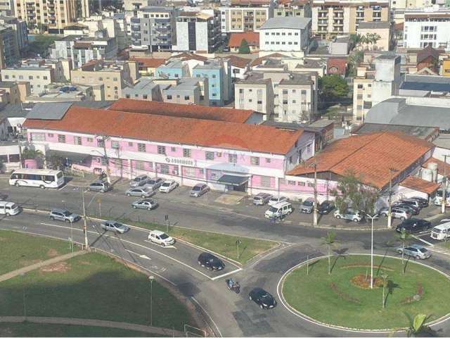 Conjunto de 4 salas com 4 vagas de garagem , com 81 m² cada total de 324 m² de salão no Trade Office para venda no Cascatinha - Juiz de Fora.