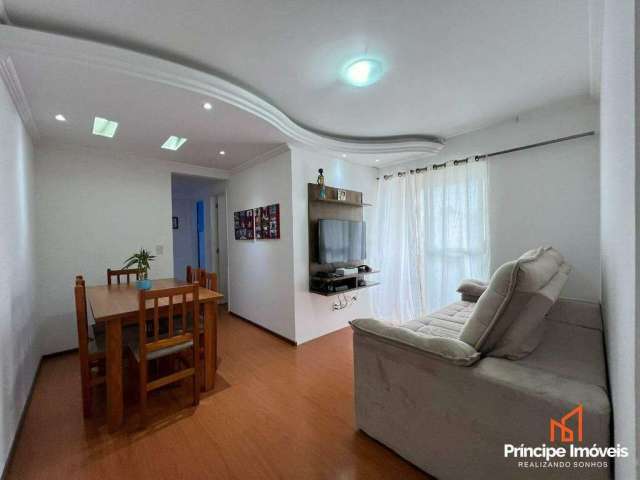 Apartamento com 03 dormitórios no Saguaçu