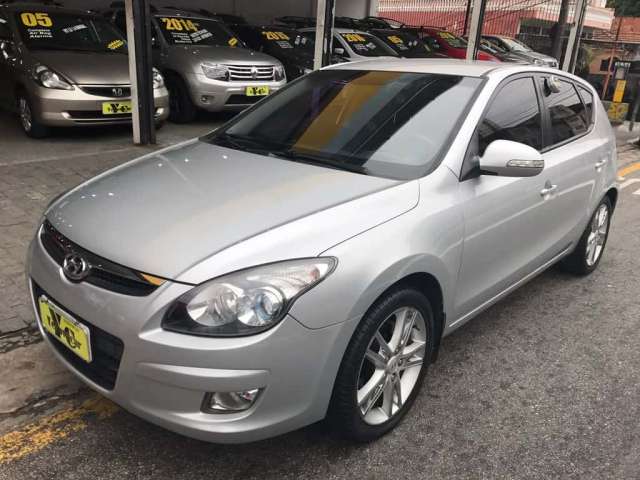 HYUNDAI I30 2.0 16V 145cv 5p Mec.