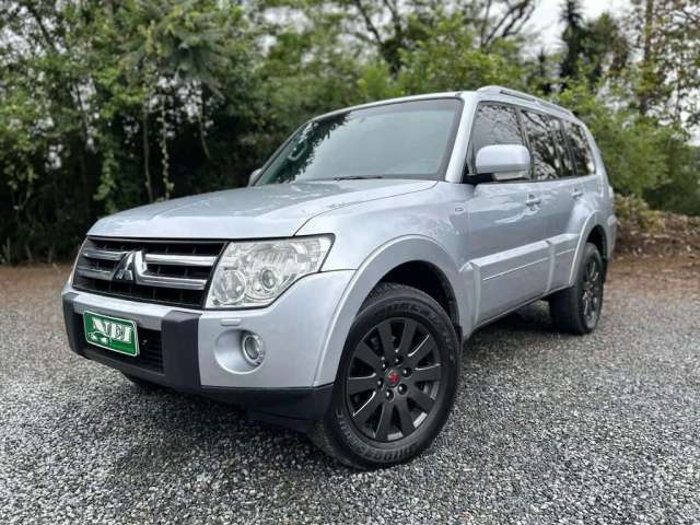 Mitsubishi Pajero Full HPE 3.2 - Prata - 2007/2008