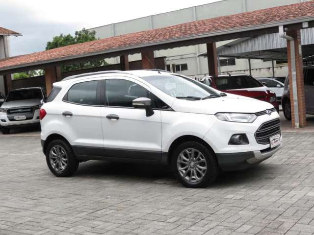 Ford EcoSport Freestyle 4x2 1.6 16V - Branca - 2017/2017