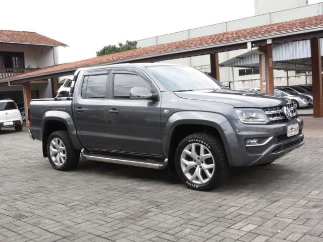 Volkswagen Amarok  Highline CD 4x4 2.0 16V - Cinza - 2021/2022