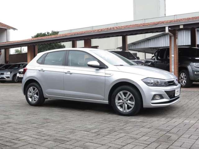 Volkswagen Polo Comfortline 1.0 12V TSi - Prata - 2017/2018