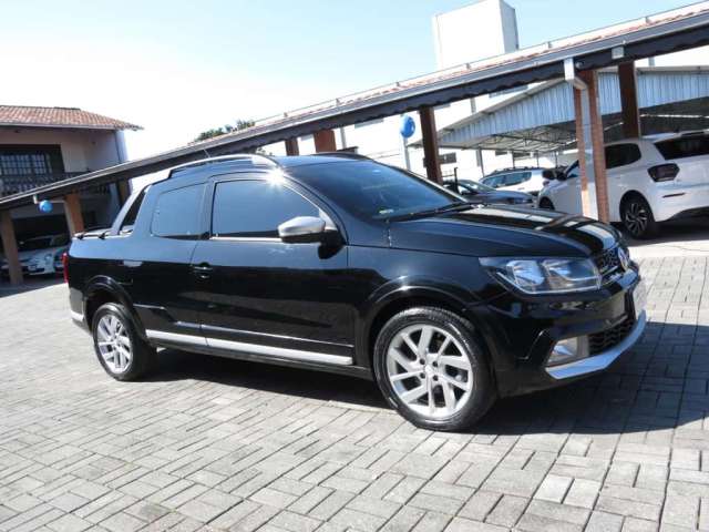 Volkswagen Saveiro Cross CD 1.6 16V - Preta - 2020/2021