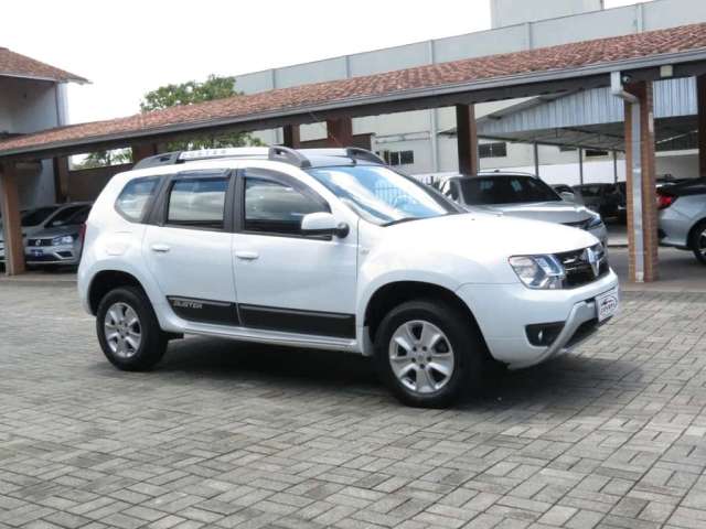 Renault Duster Dynamique 1.6 16V - Branca - 2016/2017