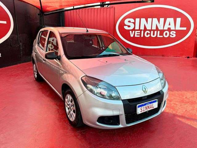 RENAULT SANDERO