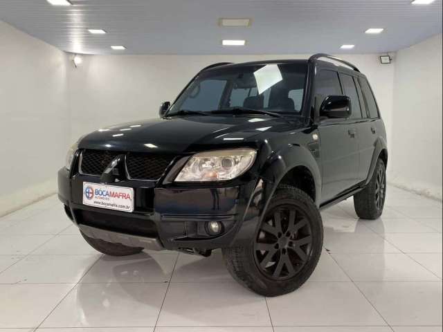 Mitsubishi Pajero TR4 2.0 Flex - Preta - 2012/2013