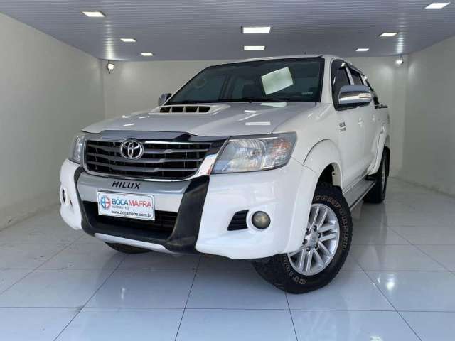 Toyota Hilux SRV 4X4 3.0  - Branca - 2015/2015