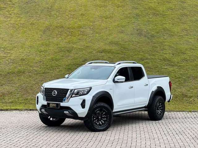 Nissan Frontier Platinum 2.3 - Branca - 2022/2023