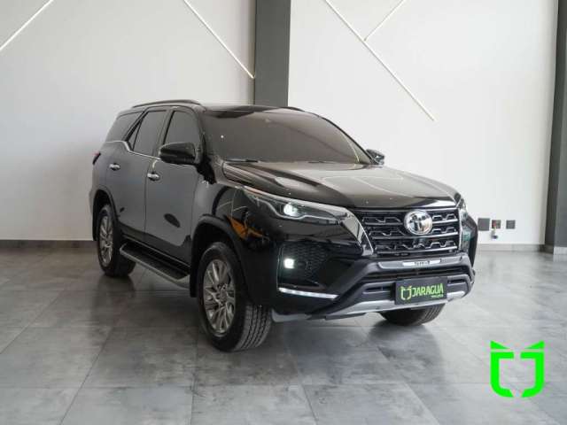 TOYOTA HILUX SW4