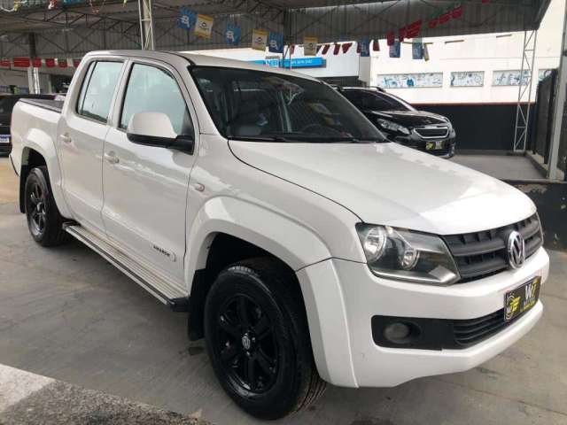 AMAROK Trendline CD 2.0 16V TDI 4x4 Dies