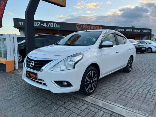 Nissan VERSA SL 1.6 16V FlexStart 4p Mec.