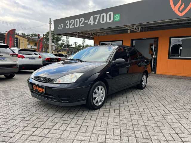 Ford Focus Sedan 1.6/1.6 Flex 8V/16V 4p Mec.