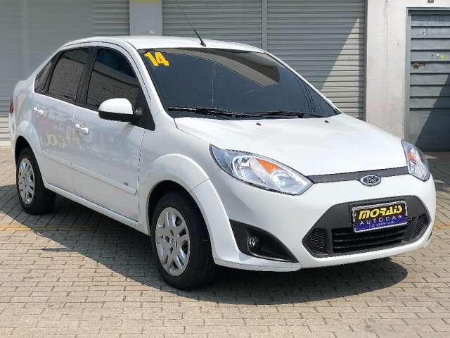 FIESTA SEDAN SE 1.6 8V FLEX 2014