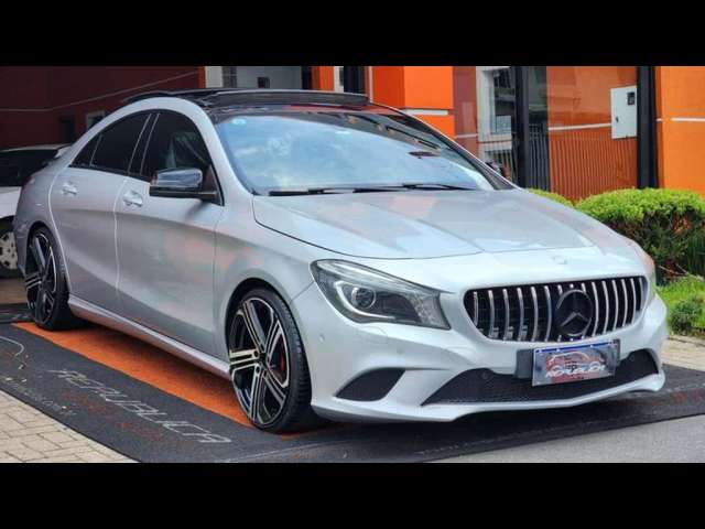 MERCEDES-BENZ CLA200 2015