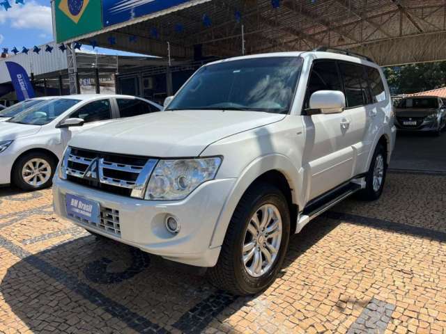 MITSUBISHI PAJERO FULL