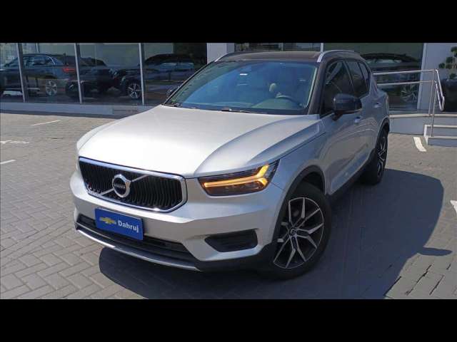 VOLVO XC40 2.0 T5 GASOLINA MOMENTUM AWD GEARTRONIC