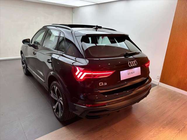 AUDI Q3 2.0 40 TFSI GASOLINA PERFORMANCE BLACK QUATTRO TIPTRONIC