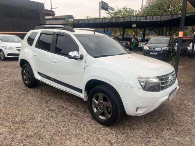 RENAULT DUSTER