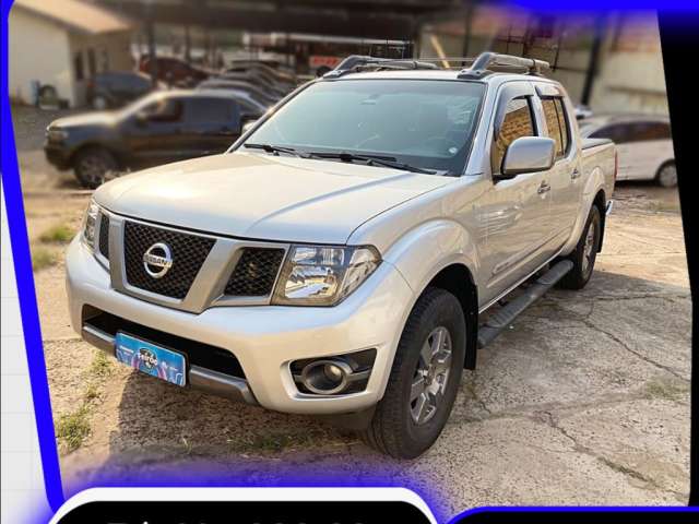 FRONTIER 2.5 4X4 ATTACK TURBO DIESEL CD AUTOMÁTICO 2015