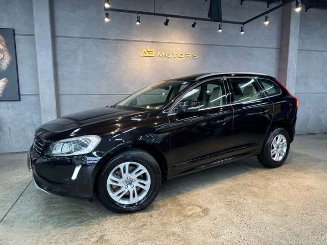 VOLVO XC 60 60 T-5 KINETIC 2.0 245cv FWD 5p