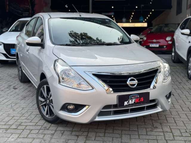 Nissan VERSA UNIQUE 1.6 16V FlexStart 4p Aut.