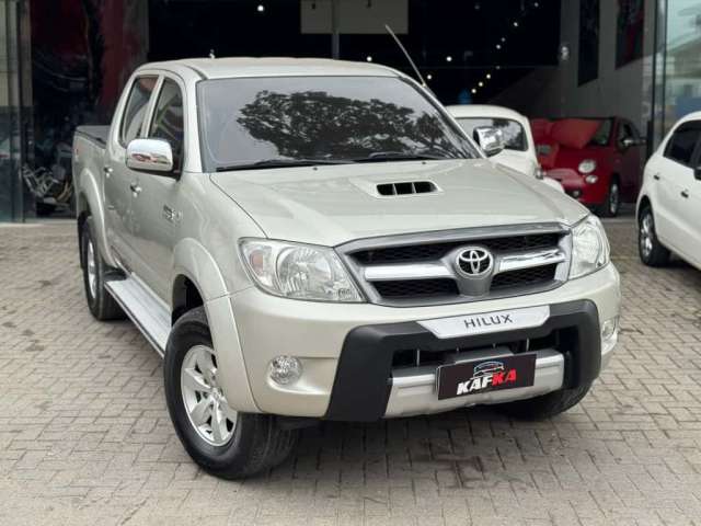 Toyota Hilux CD SRV D4-D 4x4 3.0 TDI Diesel Aut