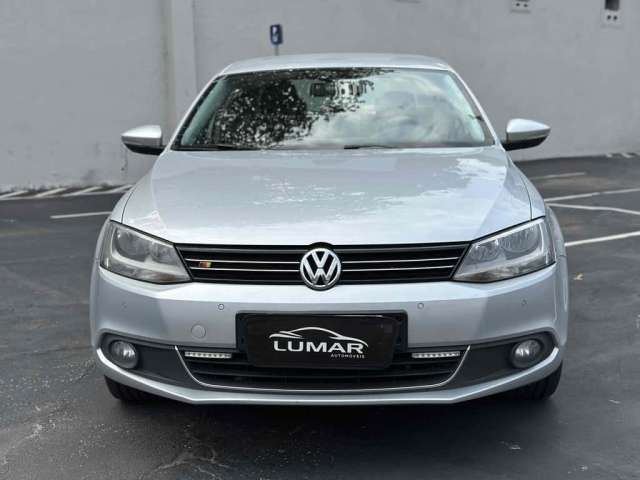 Volkswagen Jetta 2013 2.0 tsi highline 200cv gasolina 4p tiptronic