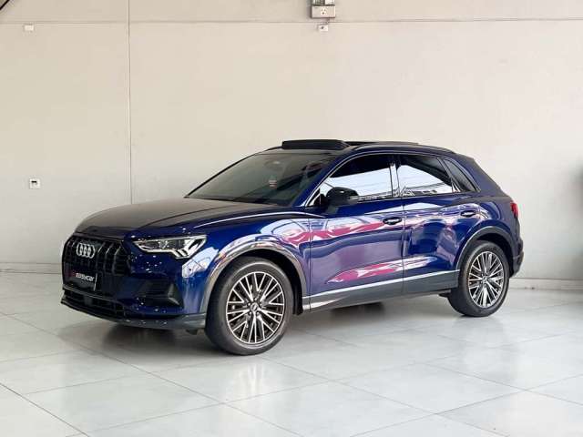 AUDI Q3 Black Ed. 1.4 TFSI Flex/Black S-tron.