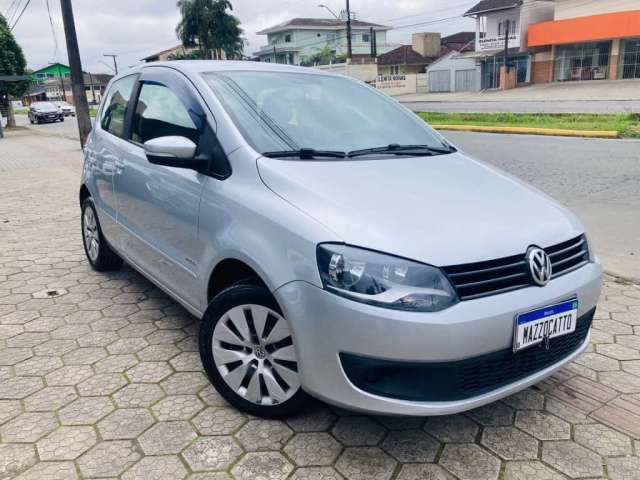 Volkswagen Fox 1.0 Mi Total Flex 8V 3p