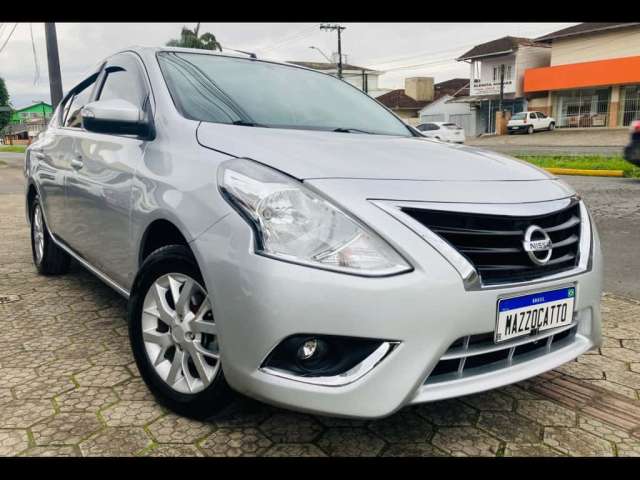 Nissan VERSA SV 1.6 16V FlexStart 4p Aut.