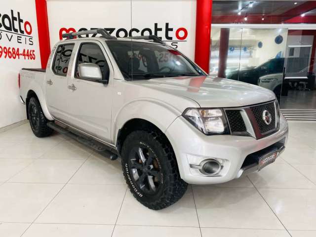 Nissan Frontier SV AT. CD 4x4 2.5 TB Dies. Aut.