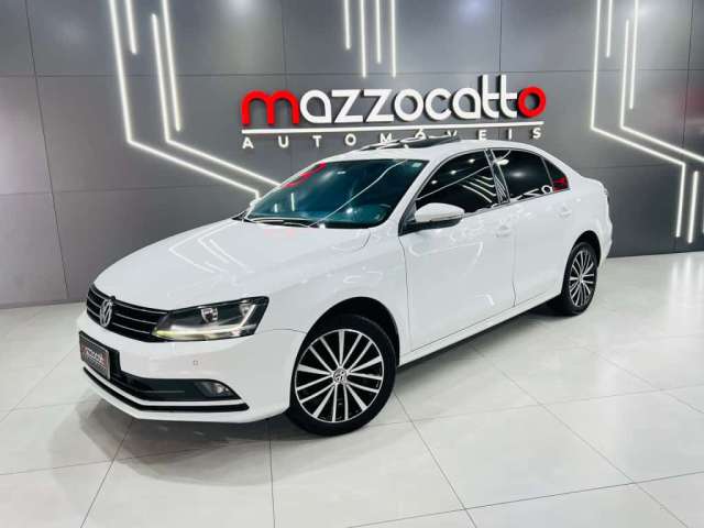 Volkswagen JETTA Comfort. 250 TSI 1.4 Flex 16v Aut.