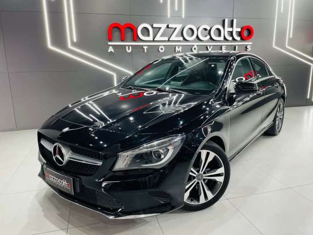 Mercedes-Benz CLA-200 Urban 1.6 TB 16V/Flex Aut.