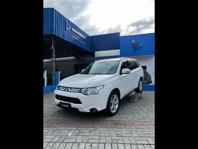 Mitsubishi OUTLANDER 2.0 16V 160cv Aut.