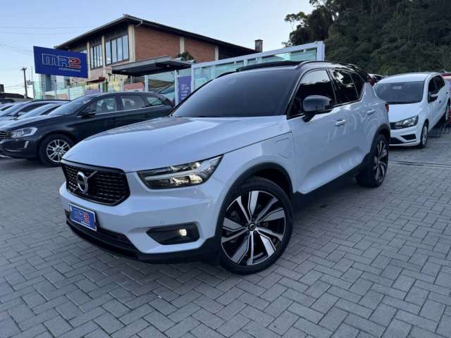 Volvo XC 40 T-5 R-DESIGN 1.5 FWD (Híbrido)