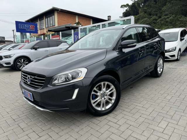 Volvo XC 60 2.0 T5  5p