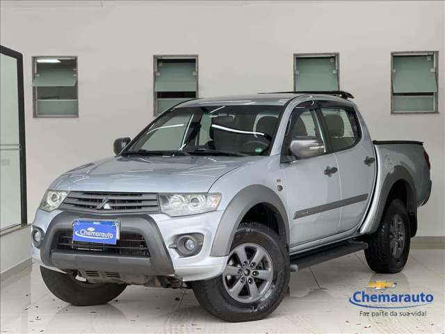 MITSUBISHI L200 TRITON 3.2 HPE 4X4 CD 16V TURBO INTERCOOLER DIESEL 4P AUTOMÁTICO