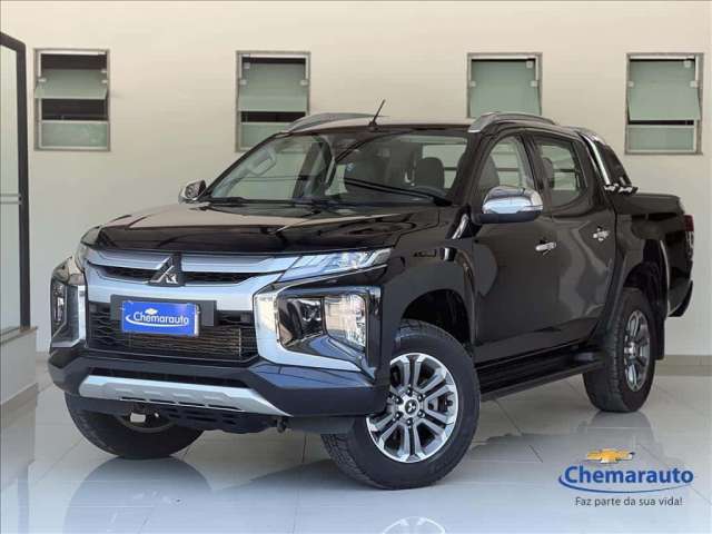 MITSUBISHI L200 TRITON 2.4 16V TURBO DIESEL SPORT HPE-S CD 4P 4X4 AUTOMÁTICO