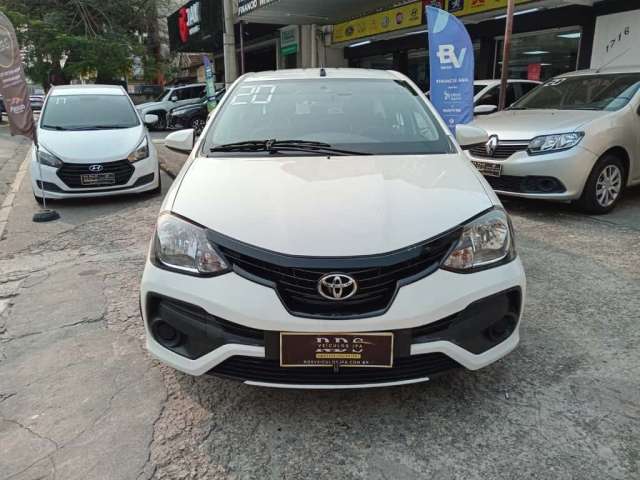 Toyota Etios 2020 1.5 x plus 16v flex 4p automático